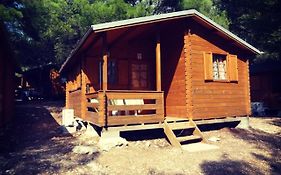 Victoria Cottage Camping Dole